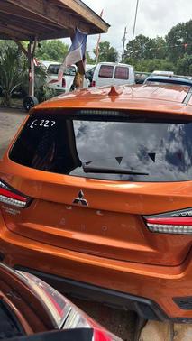 Sunshine Orange Metallic 2020 Mitsubishi Outlander Sport 2.0 SP
