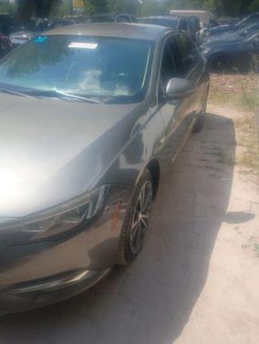 2019 Buick Regal Sportback FWD Essence