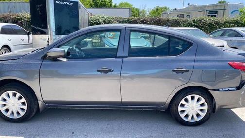 2017 Nissan Versa 1.6 S+