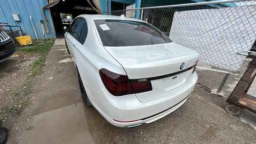White 2015 BMW 750 Li