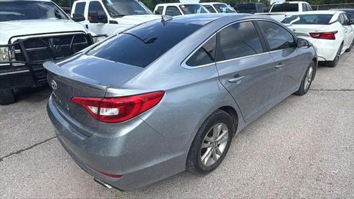 2016 Hyundai SONATA SE