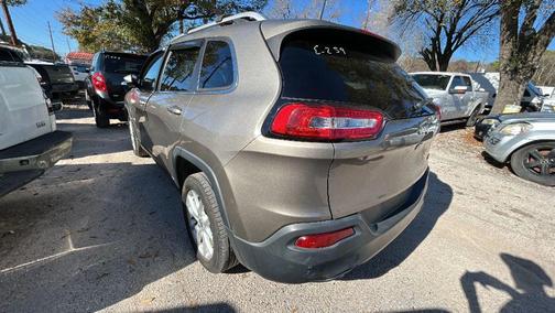 2018 Jeep Cherokee Latitude