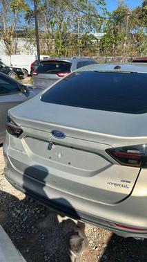2015 Ford Fusion Hybrid SE