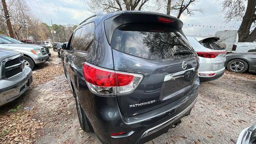 2014 Nissan Pathfinder SL