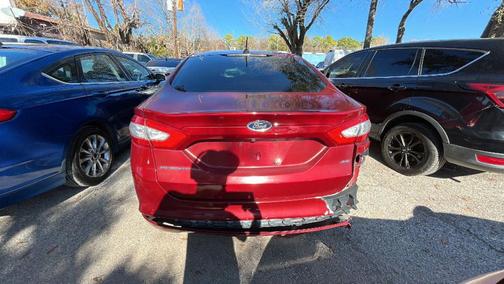 2016 Ford Fusion SE
