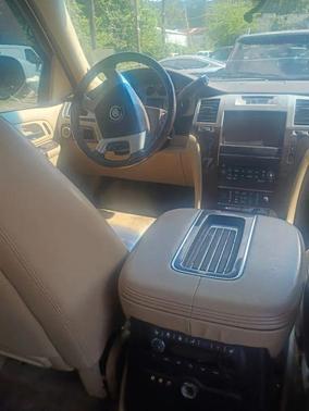2013 Cadillac Escalade ESV Sport