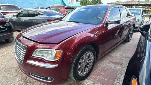 2013 Chrysler 300C Base