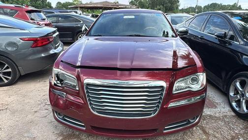 2013 Chrysler 300C Base