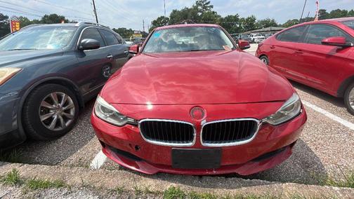 Melbourne Red Metallic 2015 BMW 320 i