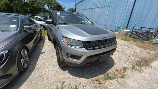 Billet Silver Metallic Clearcoat 2021 Jeep Compass Trailhawk