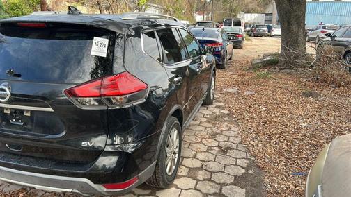 2017 Nissan Rogue SV