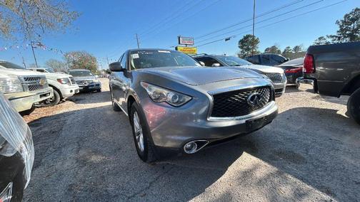 2017 INFINITI QX70 Base