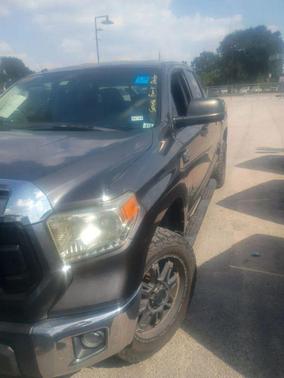 2014 Toyota Tundra SR5