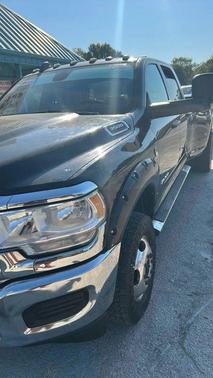 2022 RAM 3500 Tradesman Crew Cab 4x4 8' Box
