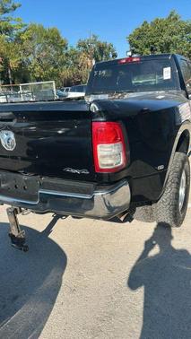 2022 RAM 3500 Tradesman Crew Cab 4x4 8' Box