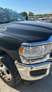2022 RAM 3500 Tradesman Crew Cab 4x4 8' Box