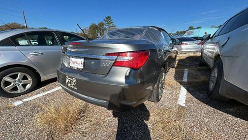 2013 Chrysler 200 Touring