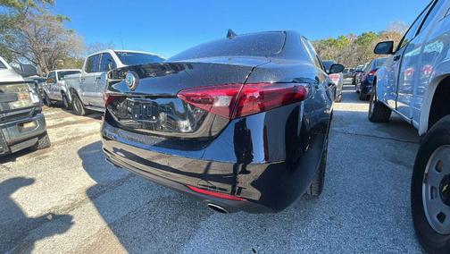 2017 Alfa Romeo Giulia Ti