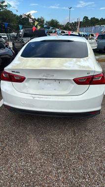 Summit White 2018 Chevrolet Malibu LT