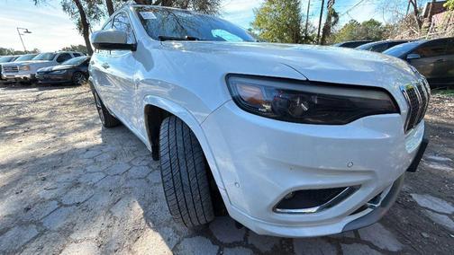 2019 Jeep Cherokee Overland