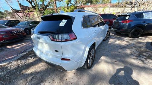 2019 Jeep Cherokee Overland