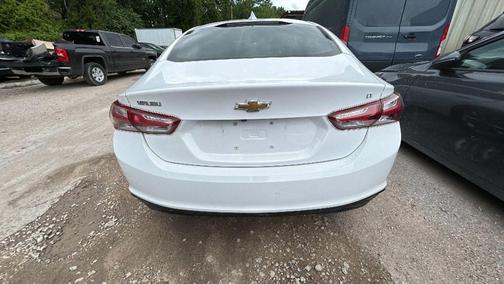 White 2019 Chevrolet Malibu LT