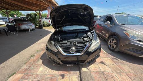 Super Black 2016 Nissan Altima 2.5 S