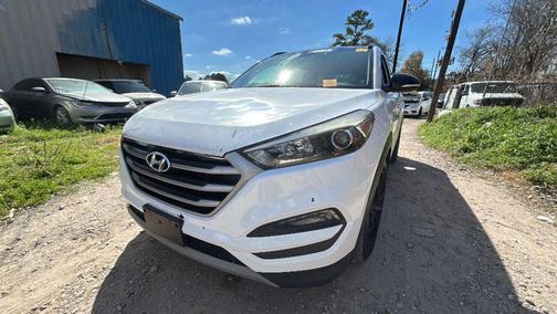 2017 Hyundai TUCSON Night