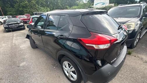 2020 Nissan Kicks S