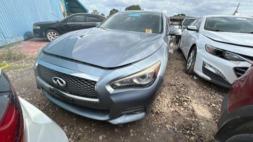 2015 INFINITI Q50 Premium