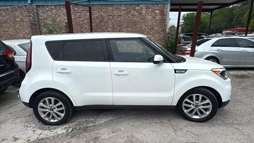 2019 Kia Soul +