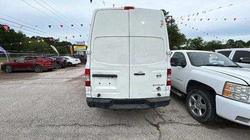 2017 Nissan NV Cargo NV3500 HD S V8