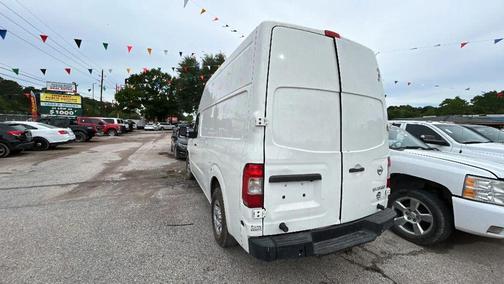 2017 Nissan NV Cargo NV3500 HD S V8