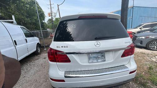 White 2015 Mercedes-Benz GL-Class 4MATIC