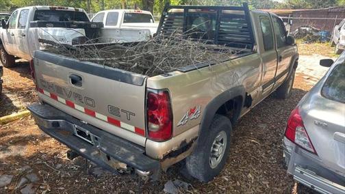 2005 Chevrolet Silverado 2500 LS H/D Extended Cab