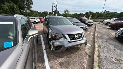 Gun Metallic 2019 Nissan Pathfinder SL