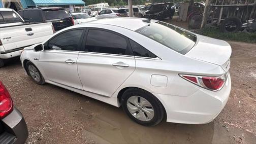 2015 Hyundai SONATA Hybrid Base