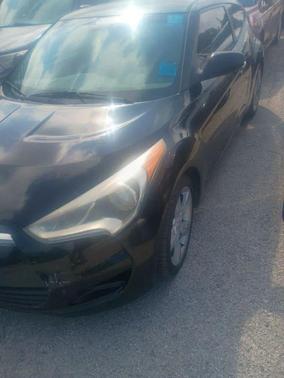 2014 Hyundai Veloster Base