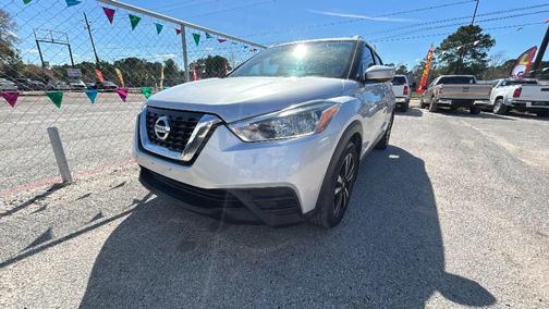 2018 Nissan Kicks SV