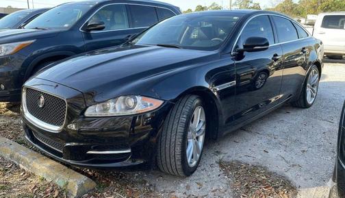 Black 2017 Jaguar XJ XJ R-Sport