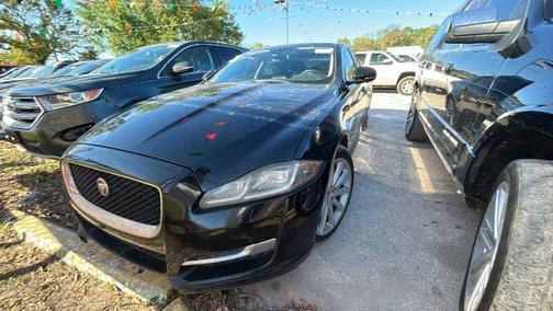 2017 Jaguar XJ XJ R-Sport