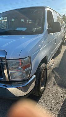 2010 Ford E350 Super Duty XL