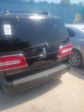 2013 Lincoln Navigator L