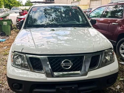 Glacier White 2019 Nissan Frontier S