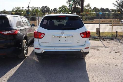 2020 Nissan Pathfinder SL 4WD