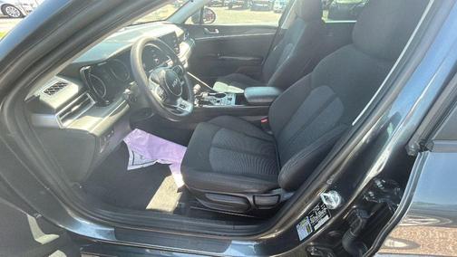 Gravity Gray 2022 Kia K5 LXS