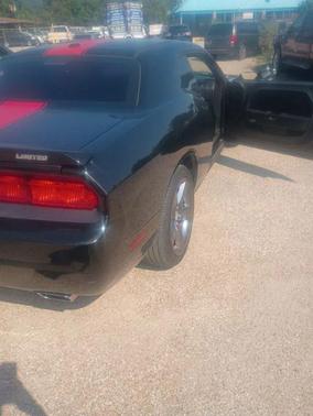 2012 Dodge Challenger SXT