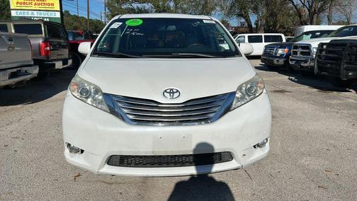 2011 Toyota Sienna XLE