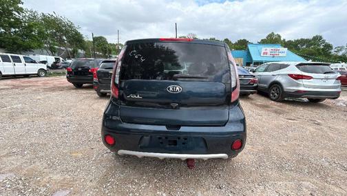 2017 Kia Soul +