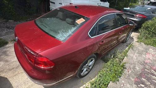 2015 Volkswagen Passat 2.0L TDI DSG SEL Premium